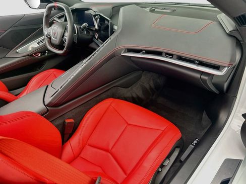 Used 2024 Chevrolet Corvette Stingray Convertible w/ 1LT RWD image 15