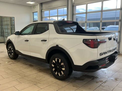New 2026 Hyundai Santa Cruz SE AWD/4WD image 11