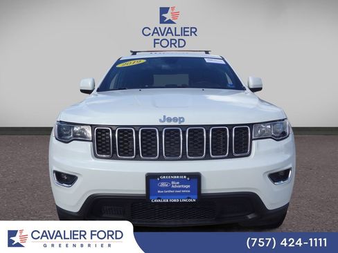 Used 2019 Jeep Grand Cherokee Laredo RWD image 5