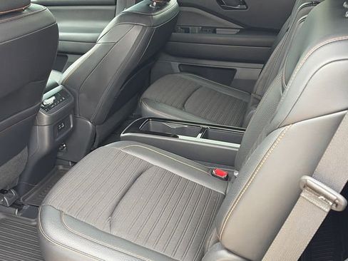 Used 2023 Nissan Pathfinder Rock Creek image 12
