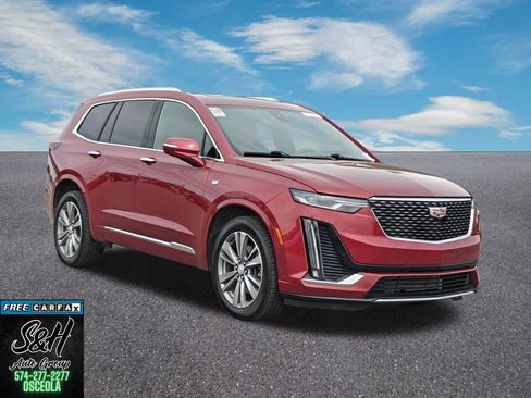 Used 2022 Cadillac XT6 Premium Luxury w/ LPO, Floor Liner Package AWD/4WD image 3