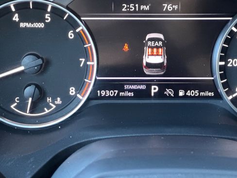 Used 2025 Nissan Rogue SV FWD image 18