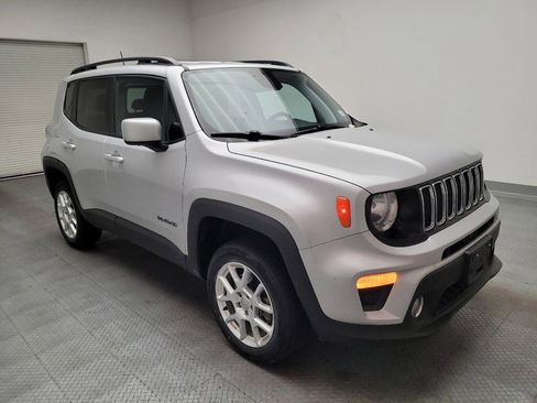 Used 2020 Jeep Renegade Latitude AWD/4WD image 13