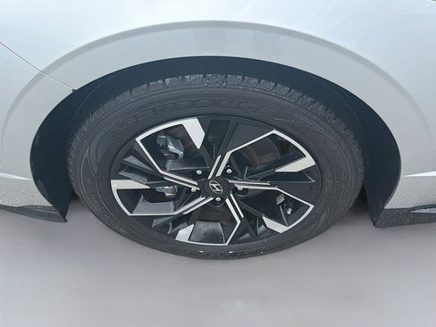 Used 2025 Hyundai Sonata SEL image 35