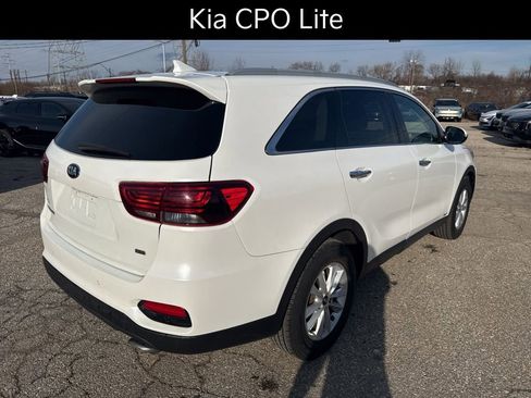 Certified 2019 Kia Sorento LX w/ LX Convenience Package image 7