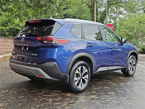 Certified 2023 Nissan Rogue SV w/ SV Premium Package image 6