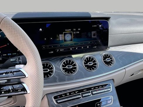 Used 2023 Mercedes-Benz E 450 Cabriolet image 6