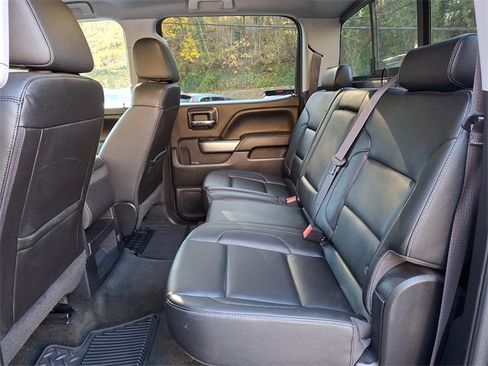 Used 2017 Chevrolet Silverado 1500 LTZ Z71 image 12