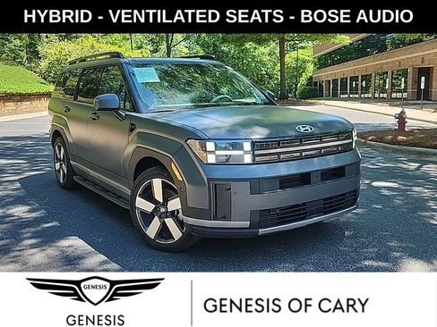 Used 2025 Hyundai Santa Fe Limited image 1