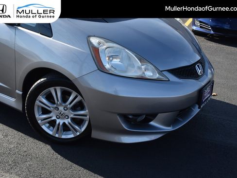 Used 2010 Honda Fit Sport image 2