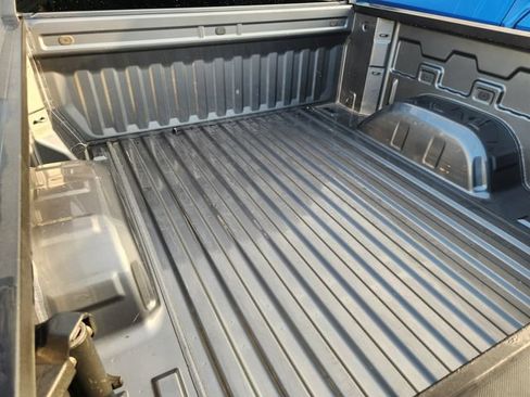 Used 2021 Chevrolet Silverado 1500 Custom RWD image 9