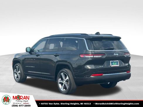 Used 2023 Jeep Grand Cherokee L Limited AWD/4WD image 3