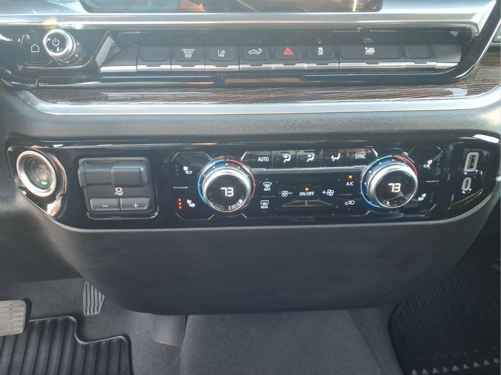 Used 2025 GMC Sierra 2500 SLE w/ SLE Value Package; AWD/4WD image 13