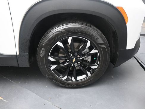 Used 2023 Chevrolet TrailBlazer LT w/ Convenience Package FWD image 21