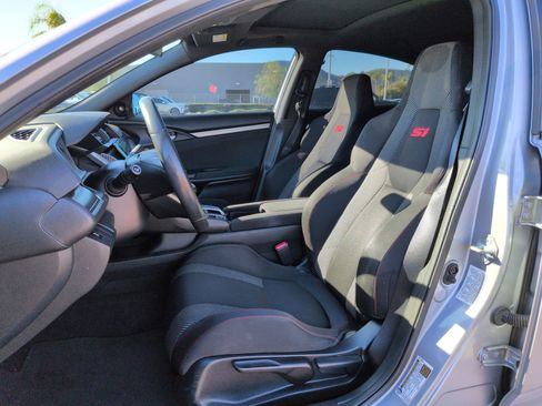 Used 2018 Honda Civic Si image 16