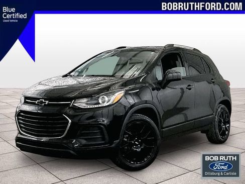 Used 2022 Chevrolet Trax LT w/ Driver Confidence Package AWD/4WD image 1