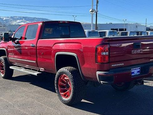 Used 2019 GMC Sierra 3500 Denali w/ Duramax Plus Package image 8