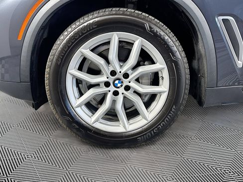 Used 2021 BMW X5 xDrive40i AWD/4WD image 32
