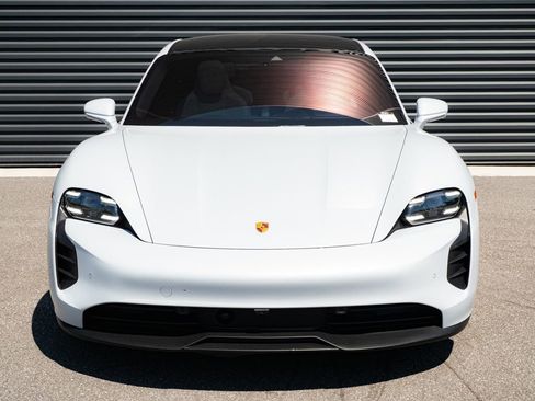 Certified 2024 Porsche Taycan GTS AWD/4WD image 36