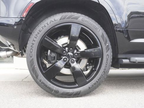 New 2026 Land Rover Defender 110 V8 image 32