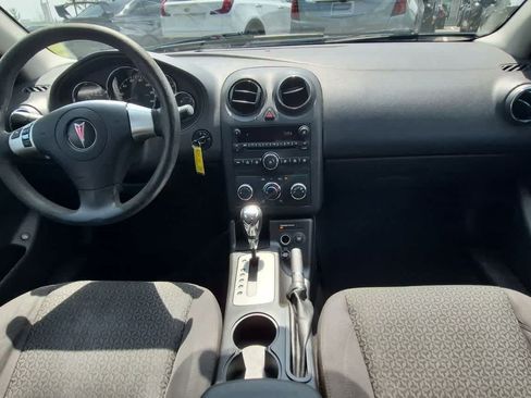 Used 2010 Pontiac G6 Sedan FWD image 14