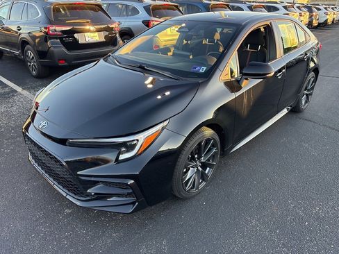 Used 2024 Toyota Corolla SE w/ Convenience Package image 6