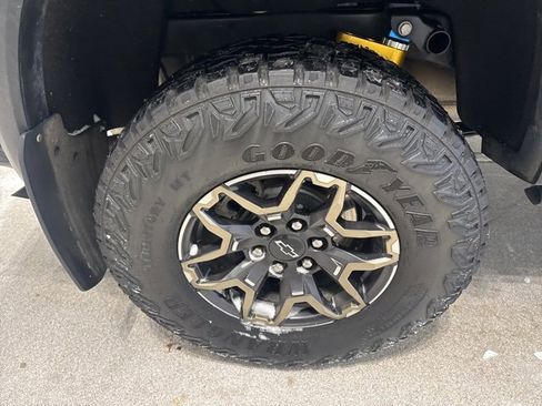 Certified 2023 Chevrolet Colorado ZR2 w/ ZR2 Convenience Package III image 7