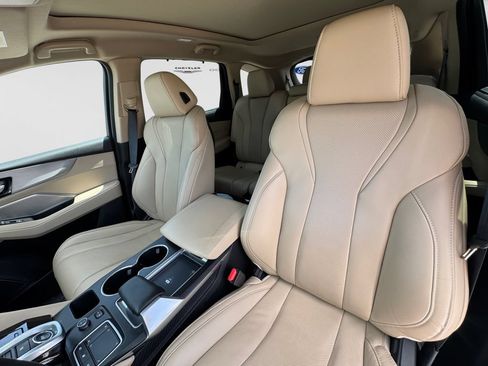 Used 2023 Acura MDX FWD w/ Technology Package image 19