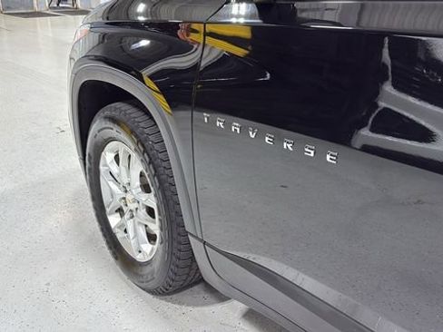 Used 2020 Chevrolet Traverse LT w/ LPO, Floor Liner Package AWD/4WD image 22