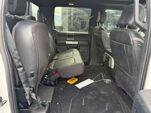 Used 2019 Ford F150 Platinum w/ Equipment Group 701A Luxury AWD/4WD image 11