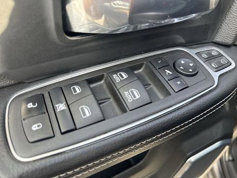 Used 2023 RAM 2500 Laramie image 13