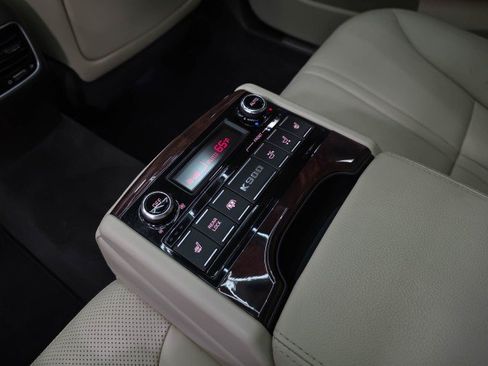 Used 2015 Kia K900 Premium w/ Interior Highline Package RWD image 20