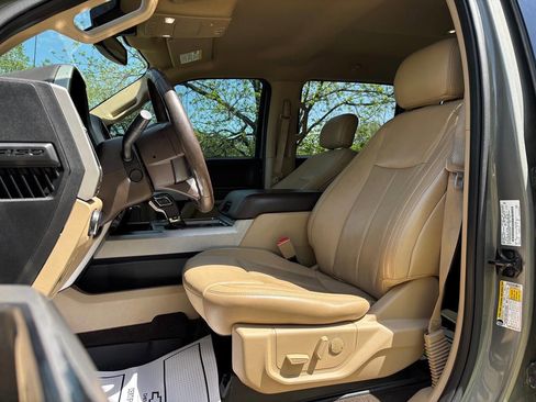 Used 2019 Ford F150 Lariat w/ Equipment Group 502A Luxury image 11