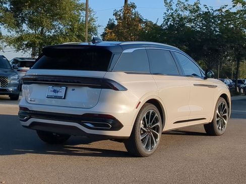 New 2026 Lincoln Nautilus Black Label image 3