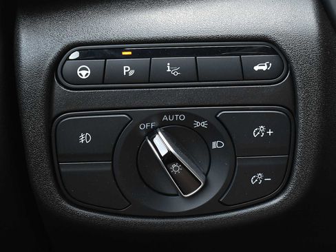 Used 2025 INFINITI QX55 Sensory image 26