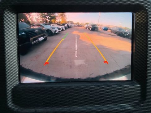 Used 2021 Jeep Wrangler Unlimited Sahara w/ Cold Weather Group AWD/4WD image 16