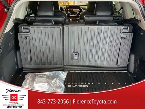 New 2026 Toyota Highlander Limited image 10