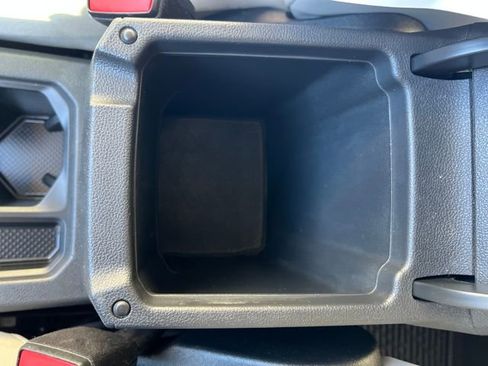 Used 2019 Volkswagen Tiguan SE image 19