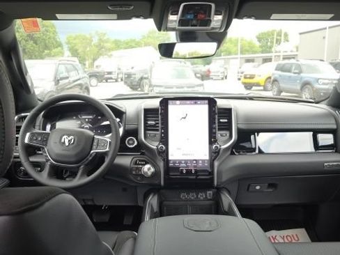 New 2026 RAM 1500 Laramie AWD/4WD image 25