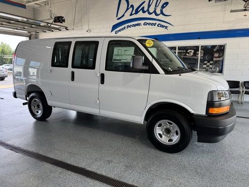 Used 2025 Chevrolet Express 2500 w/ Driver Convenience Package image 11