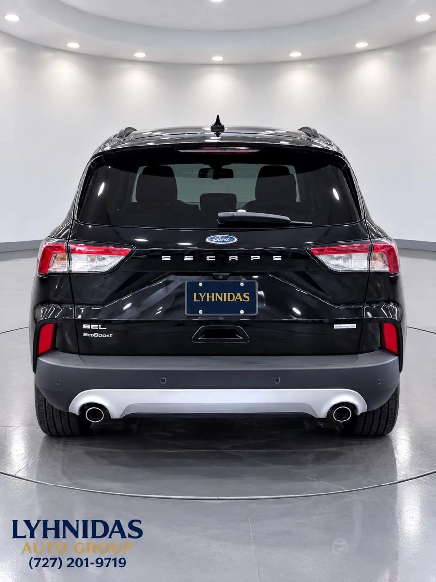 Used 2020 Ford Escape SEL FWD image 3