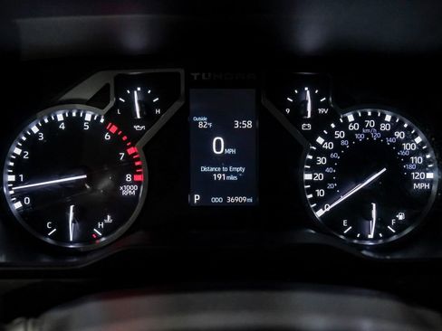 Used 2023 Toyota Tundra Limited image 18