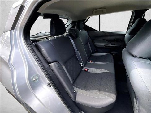 Used 2020 Nissan Kicks SV FWD image 28