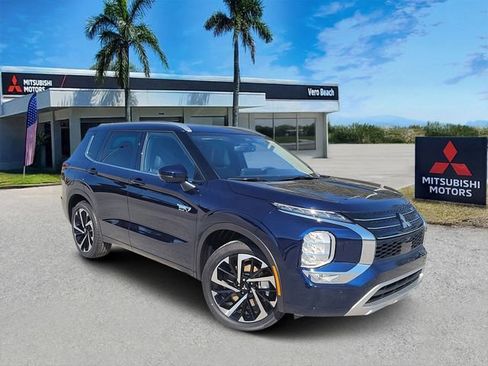 New 2025 Mitsubishi Outlander SEL image 1