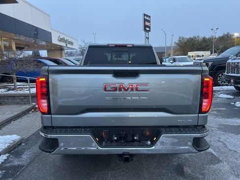 New 2026 GMC Sierra 1500 SLE w/ Preferred Package image 5