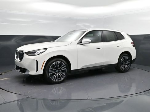 New 2026 BMW X3 xDrive30 w/ Convenience Package image 3