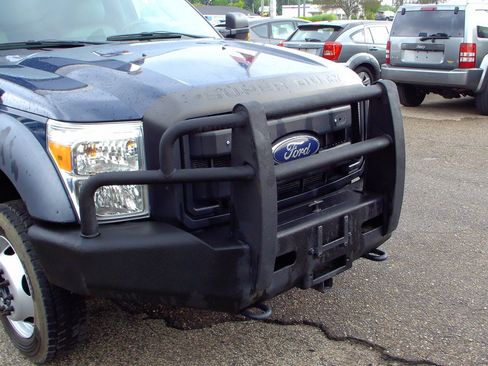 Used 2012 Ford F550 4x4 Regular Cab Super Duty w/ Payload Upgrade Pkg image 6