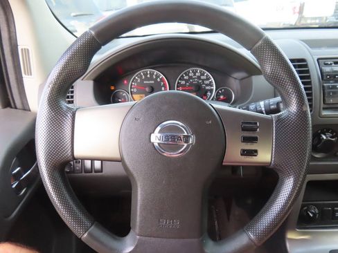 Used 2011 Nissan Pathfinder S AWD/4WD image 47
