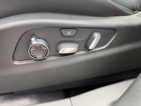 Used 2020 Cadillac XT4 Sport AWD/4WD image 21
