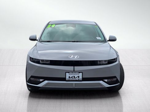 Used 2024 Hyundai Ioniq 5 SE RWD image 2